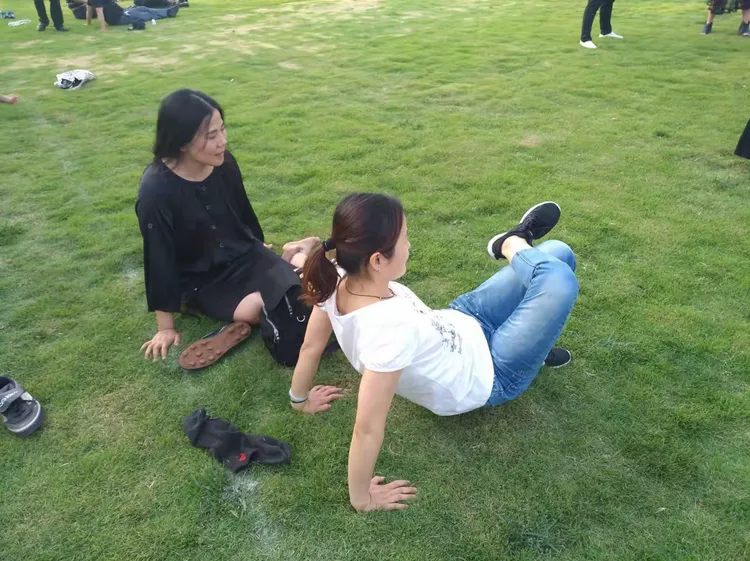 草根版小苹果尉氏版(小苹果免费阅读)-第4张图片-QuickQ官网