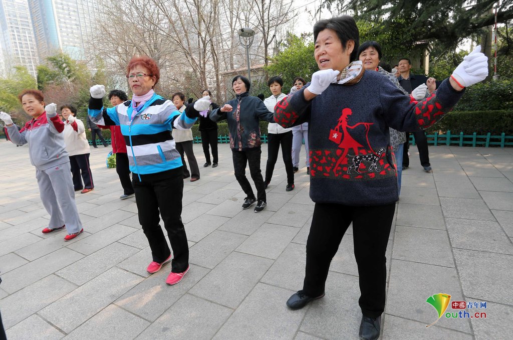 草根版小苹果尉氏版(小苹果免费阅读)-第5张图片-QuickQ官网